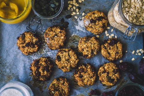 Kürbis-Kokos-Haferflocken Cookies
