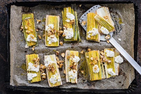 Baked leek with ricotta