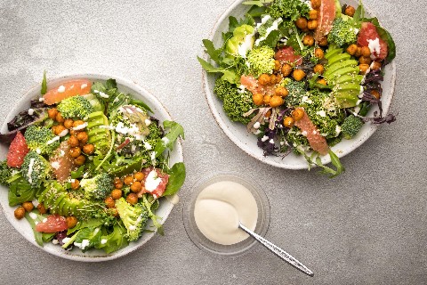Power Salat mit Federkohl und Grapefruit
