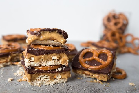 Bars di brezel al cioccolato vegane