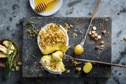 Camembert au four et croustillant de marrons