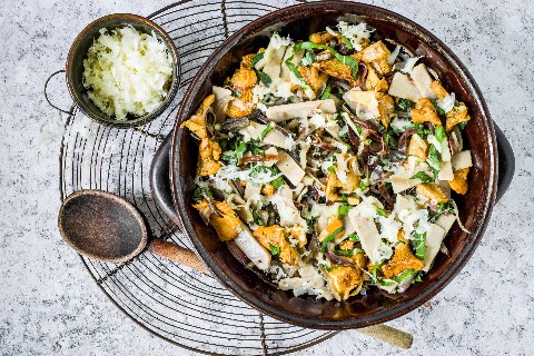 Quark pizzoccheri with mushrooms