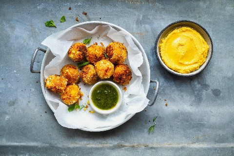Vegetable balls with squash hummus