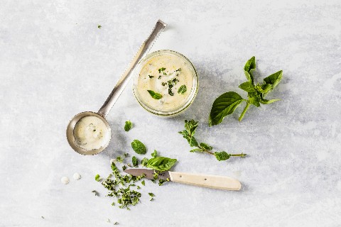 Kräuter-Jogurt-Sauce