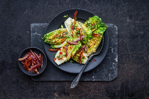 Pan-fried lettuce with a sweet and spicy salsa