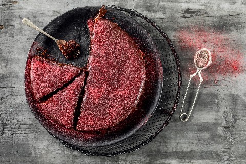 Torta al cioccolato e alle barbabietole