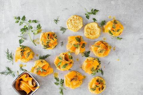 Carrot blinis