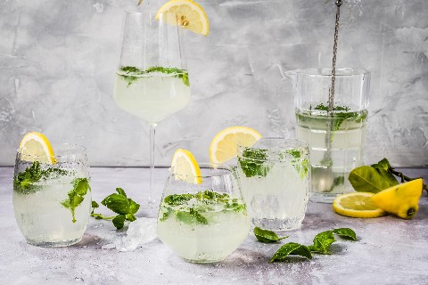 Lemon and basil spritzer
