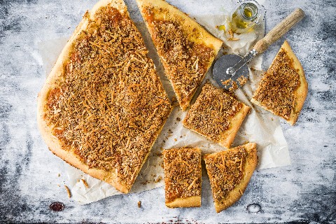 Sizilianische Pizza (Sfincione)