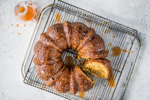Carrot Gugelhupf