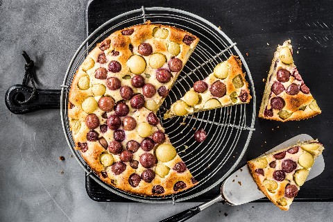 Trauben-Olivenölkuchen
