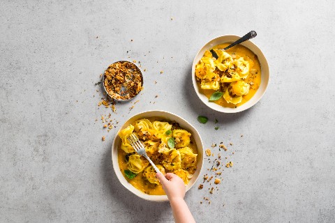 Tortelloni mit Rüeblisauce