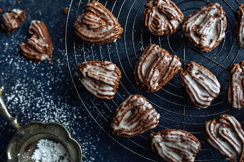 Vegan madeleines
