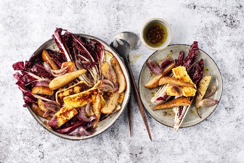 Pear and radicchio salad with halloumi