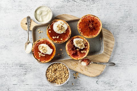 Grapefruit brûlée mit Granola
