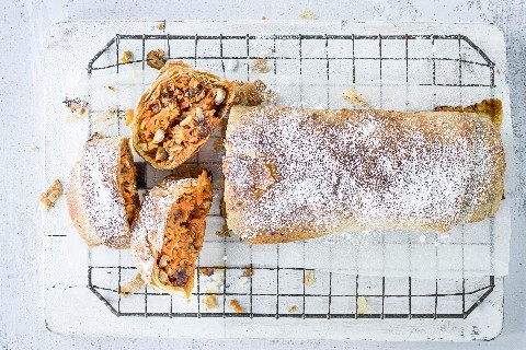 Sweet carrot strudel