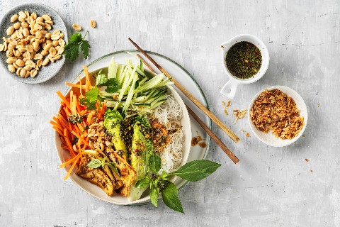 Rice noodle and tofu bowl