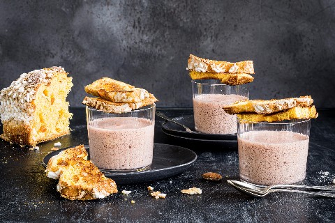Zabaione di vino dolce mit Panettone
