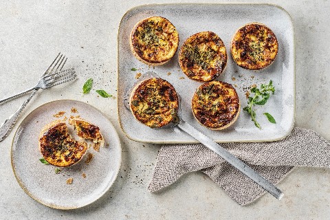 Ramequins au fromage méditerranéens
