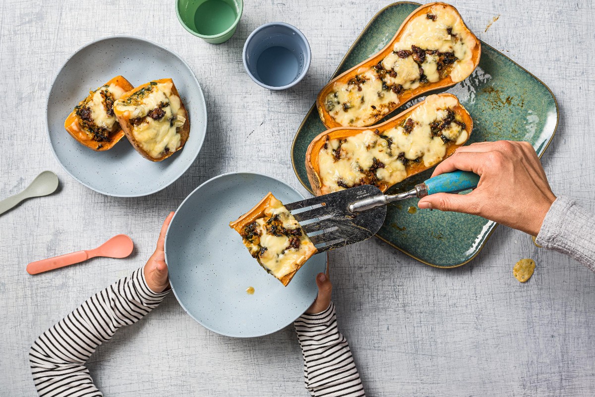 Squash with raclette filling - Recipes | little FOOBY