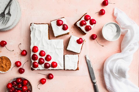 Cherry tray bake