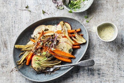 Gerösteter Fenchel-Rüeblisalat