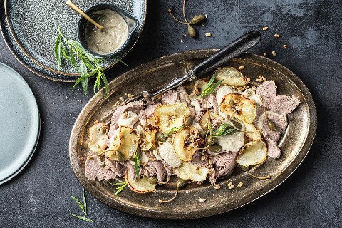 Vitello alla trota with apples