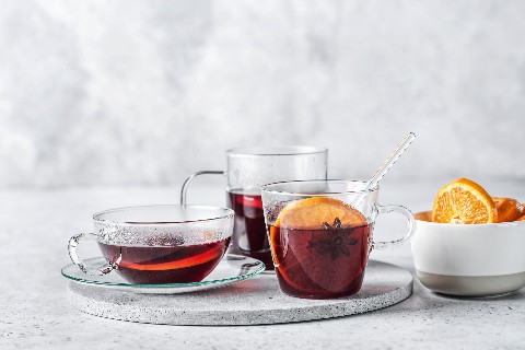 Infusion de cynorrhodon au Cointreau