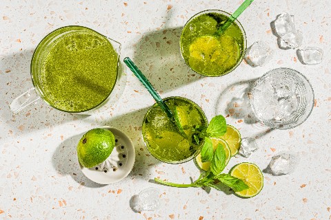 Schorle di basilico e limetta