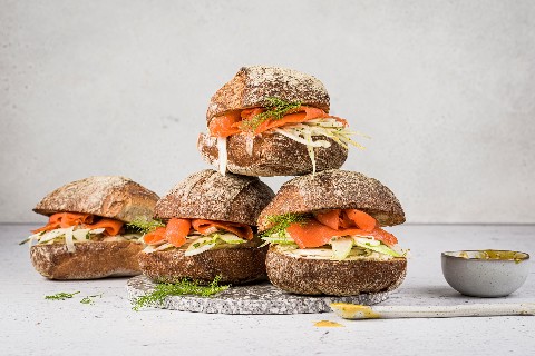 Sandwichs au saumon et au fenouil
