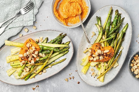 Asparagus with Romesco sauce
