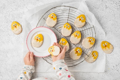 Chick biscuits (yoghurt pot recipe)