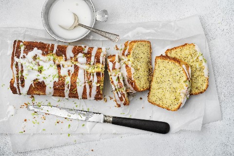 Limetten-Mohn-Cake