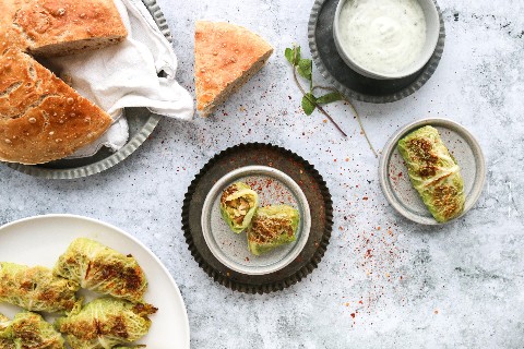 Aumônière de choux vegan avec sauce dip à la menthe poivrée