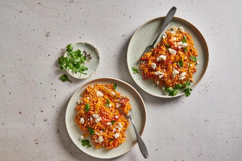 Peperoni-Reis mit Feta