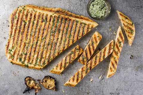 Pane all'aglio alla griglia