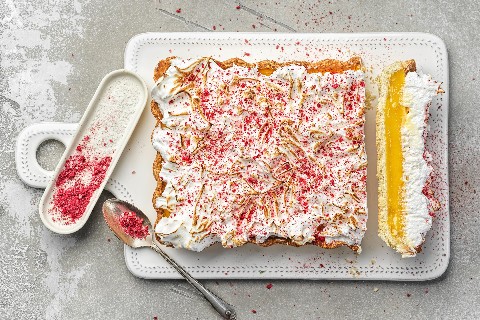 Tarte au citron meringuée avec une pointe de sel