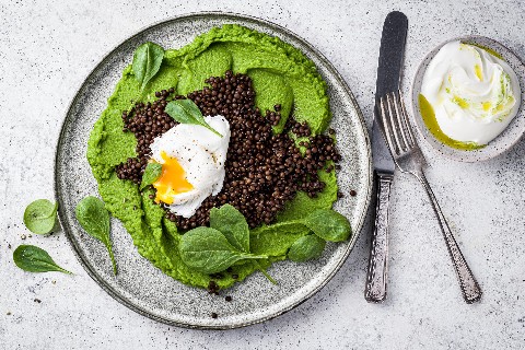 Purè di spinaci e patate con uovo