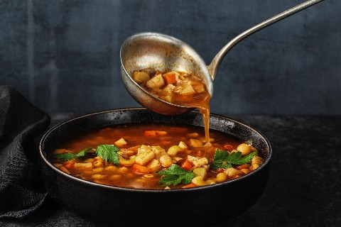 Wurzelgemüse-Minestrone