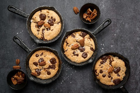 Vegan skillet cookies