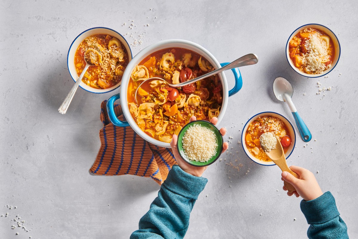 Tortellini minestrone - Recipes | little FOOBY