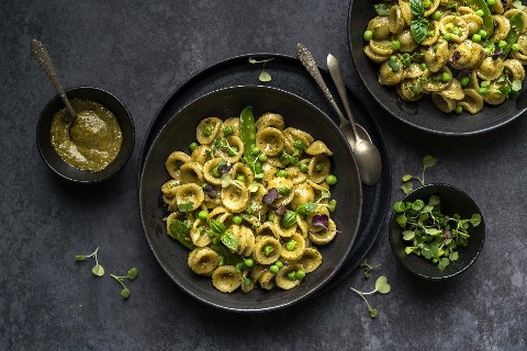 Orecchiette au pesto de chou kale et d'herbes