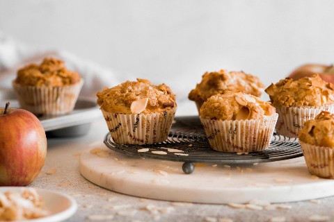 Apfelmuffins mit Krokant-Topping