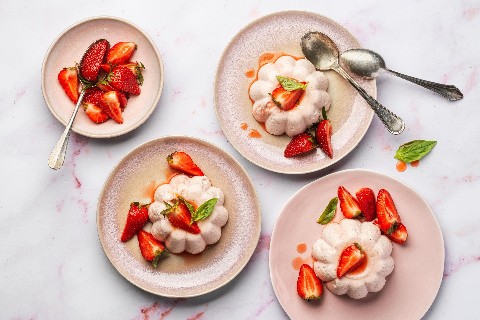 Strawberry panna cotta