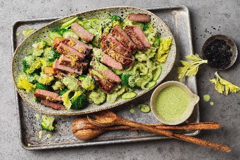 Entrecôte di manzo con insalata verde