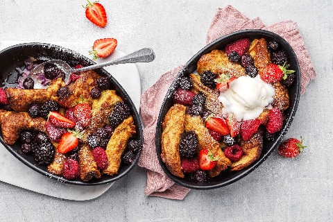 Sformato di pancake con bacche