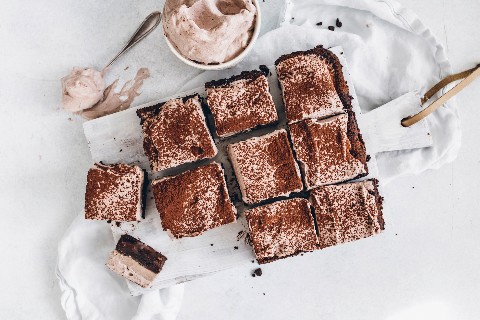 Vegan protein brownies