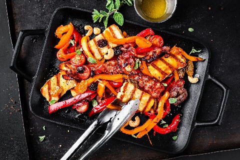 Salade de poivrons grillés et de tomates