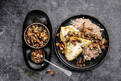 Steinbutt mit Portwein-Risotto und Pilzen