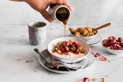 Granola con burro di arachidi